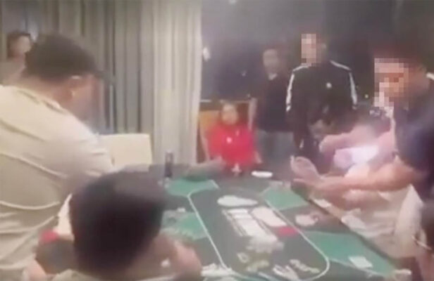 Bộ công an tỉnh Quảng Ninh bắt giữ 20 đối tượng đánh poker ăn tiền